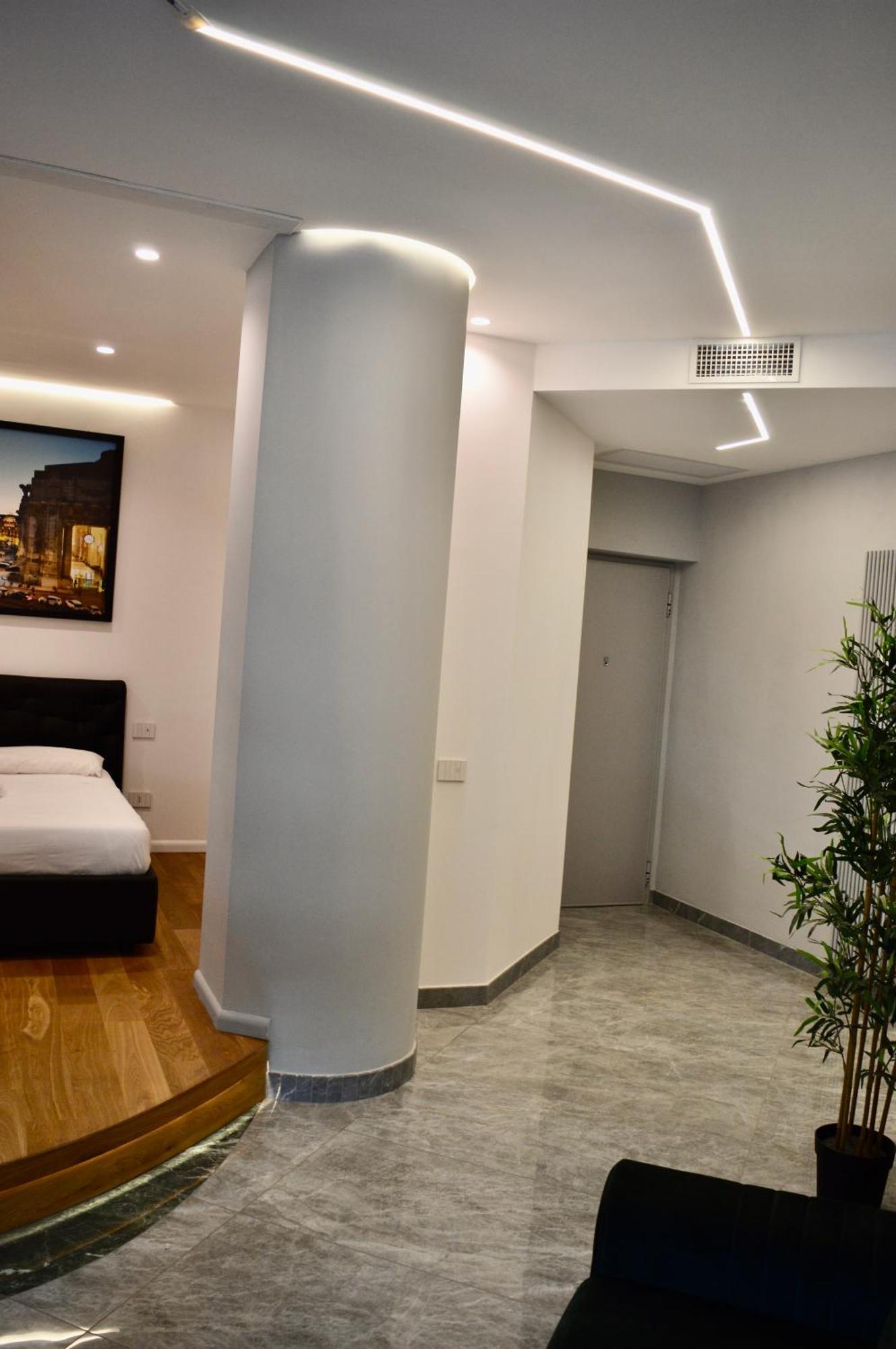 Savoia Central Milánó Kültér fotó